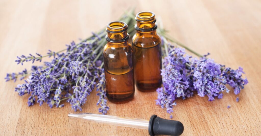 Essential oils may pose health risks when misused | RxWiki